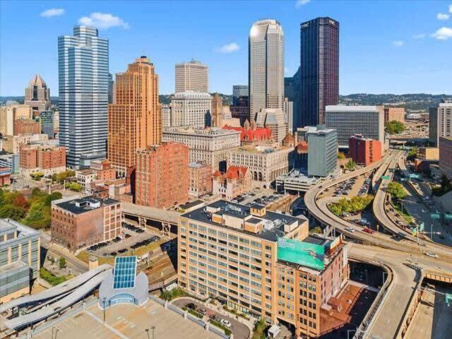 Cozysuites Gorgeous Sdo Downtown Pittsburgh Exterior photo